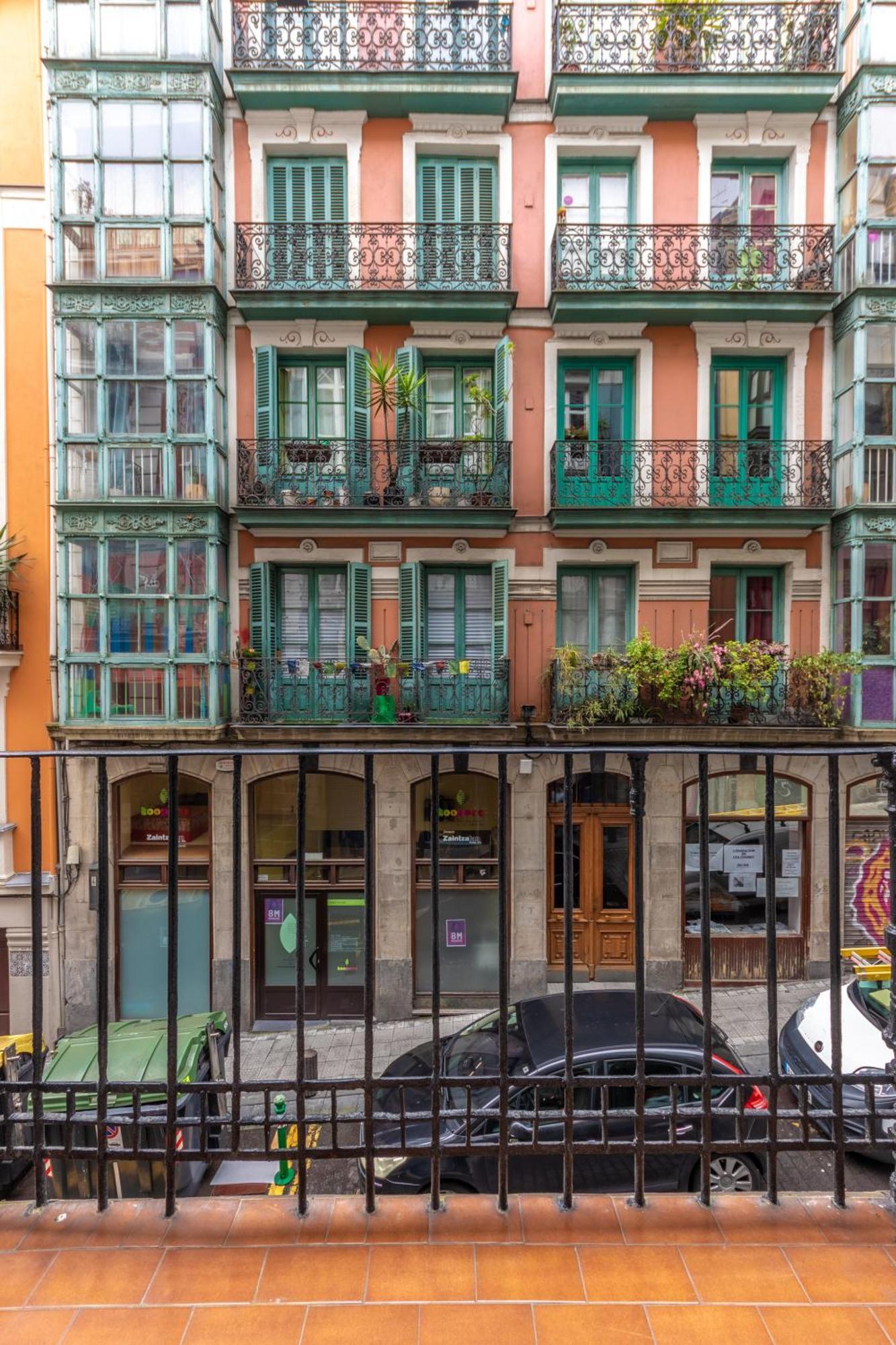 Encantador Apartamento En El Casco Antiguo De Bilbao Zewnętrze zdjęcie